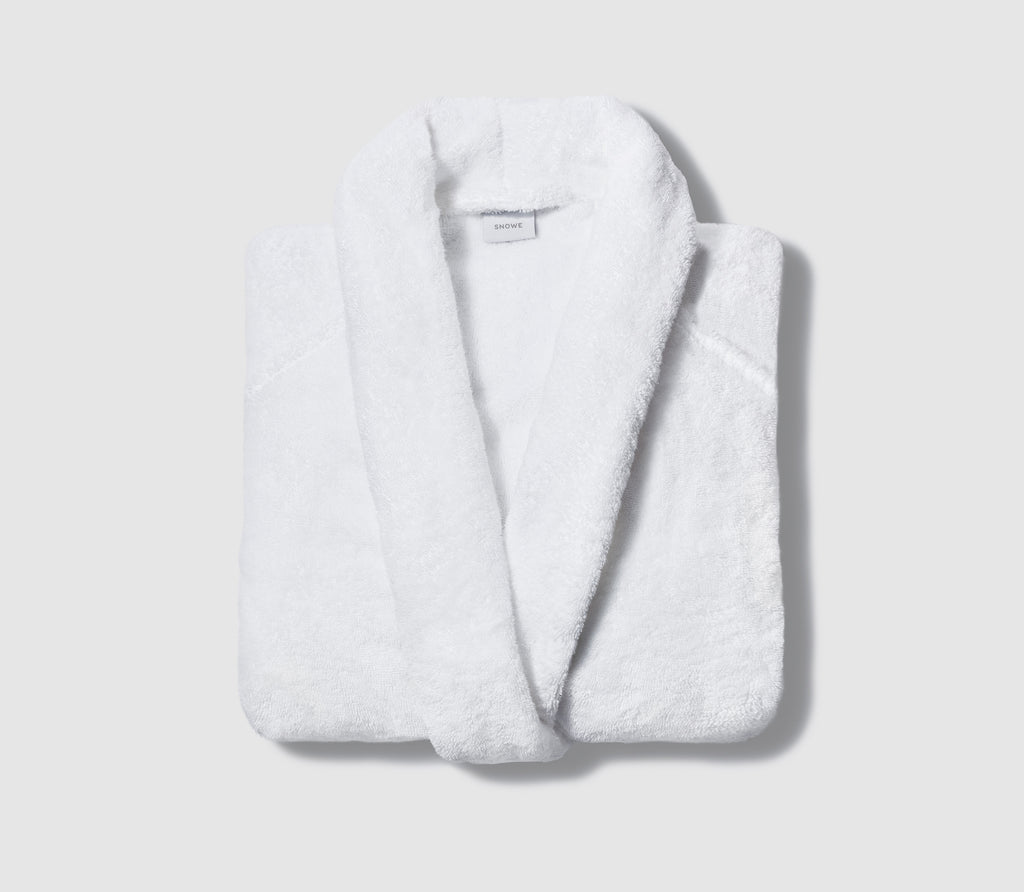 Folded Essential White Classic Bathrobe