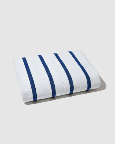 https://snowehome.com/cdn/shop/files/Bathe_BeachTowel_PDP_3_400x.jpg?v=2574103534179401256